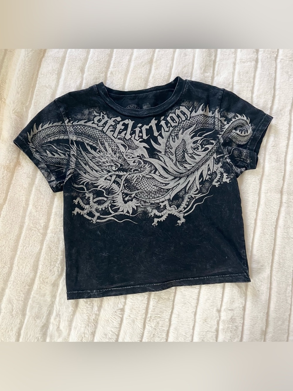 Affliction Women’s Baby Tee Medium